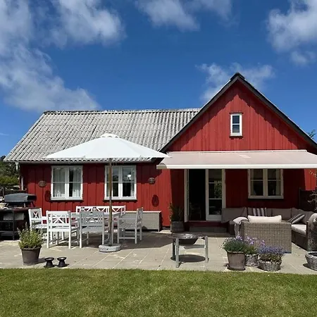 Family Near Tisvilde With Shelter Feriehus Vejby